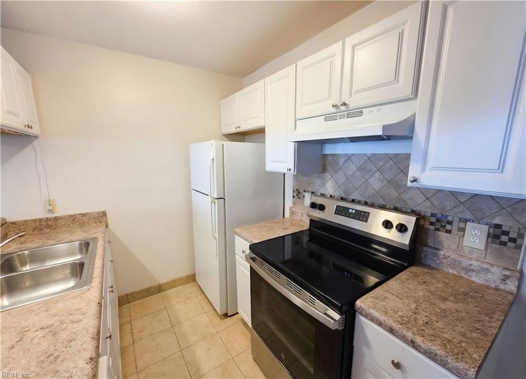 605 Flagstaff Ct Property Photo 6
