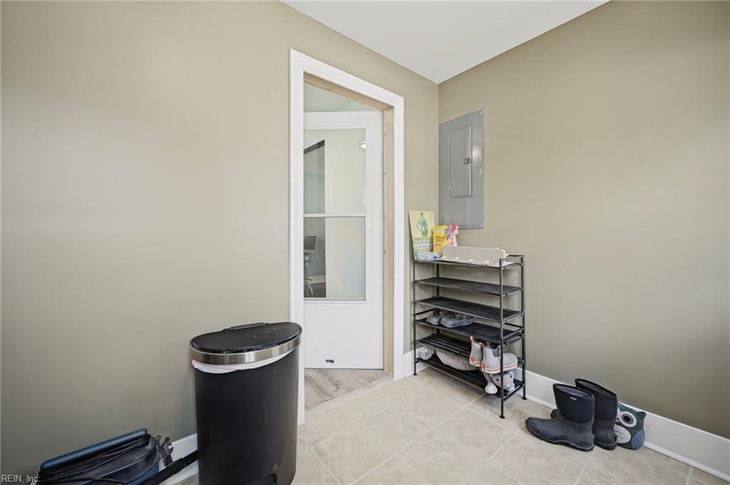 220 Wellman St Property Photo 24