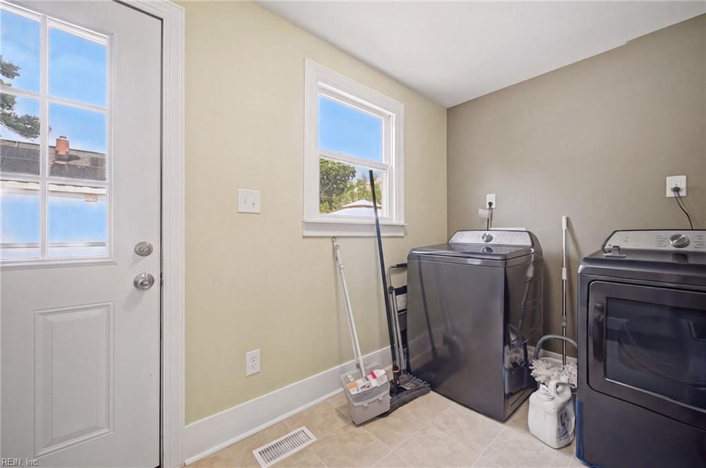 220 Wellman St Property Photo 25