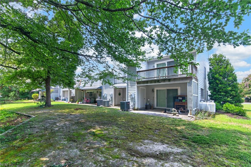 1844 Dockside Dr Property Photo 4