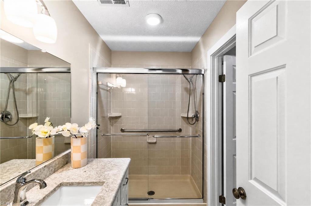 1844 Dockside Dr Property Photo 23