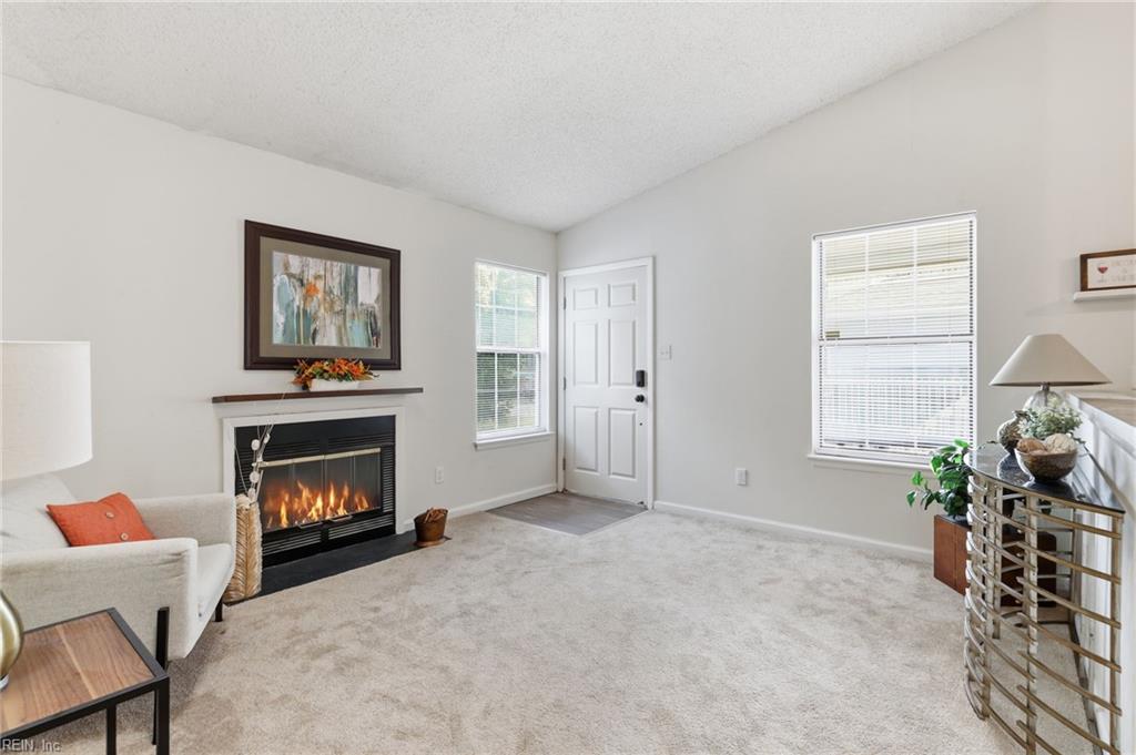 614 Zephyr Ct Property Photo 6