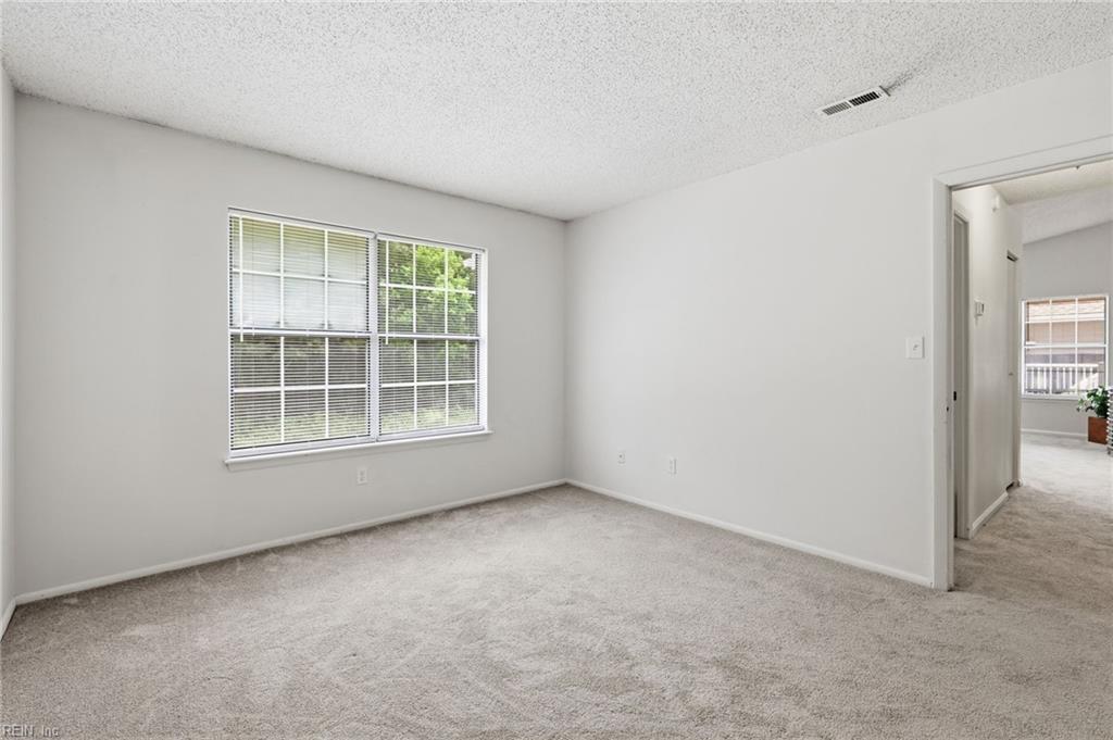 614 Zephyr Ct Property Photo 18