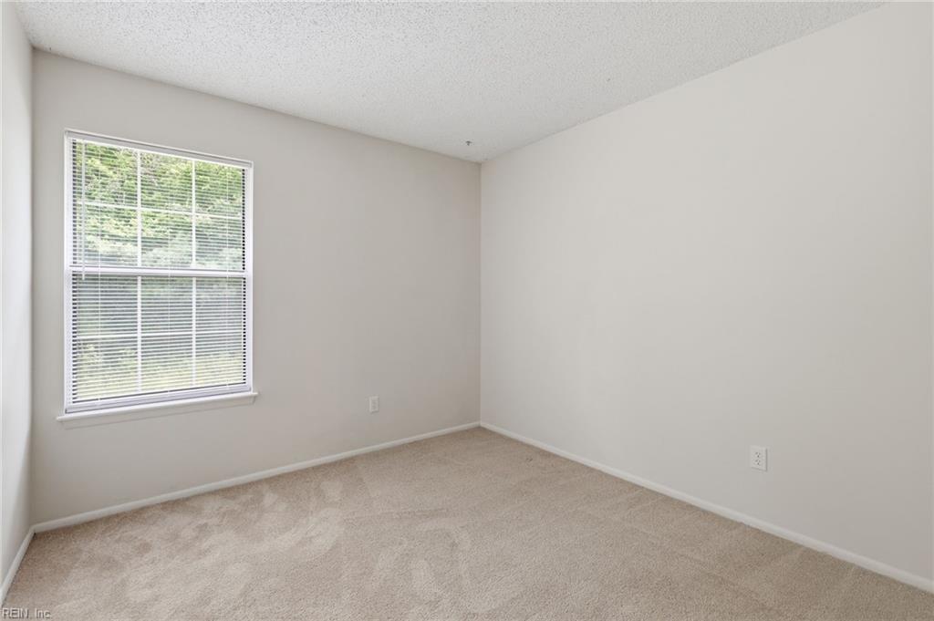 614 Zephyr Ct Property Photo 24