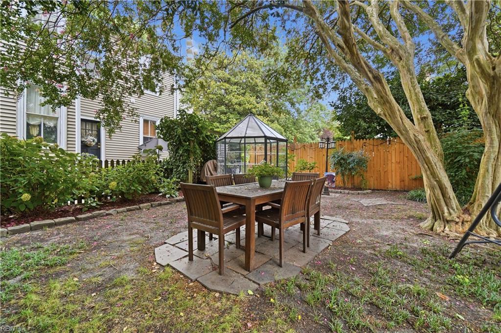 228 North St Property Photo 41