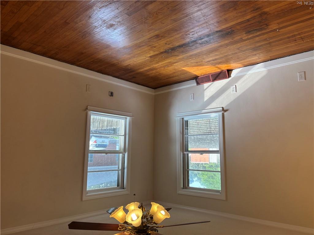 26044 Colonial St Property Photo 13