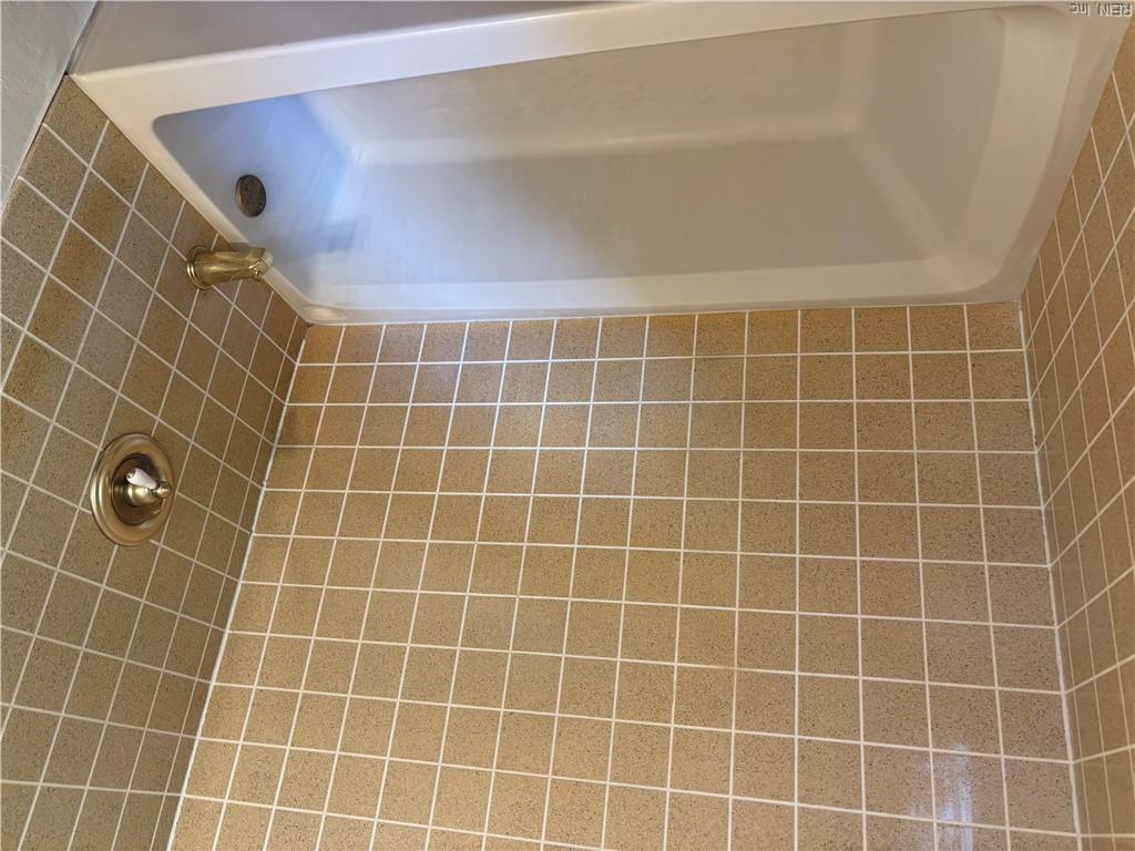 26044 Colonial St Property Photo 22