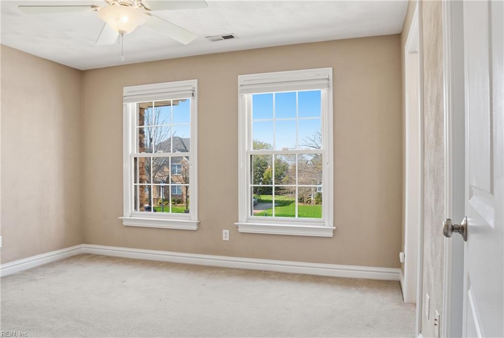1188 Knights Bridge Ln Property Photo 17
