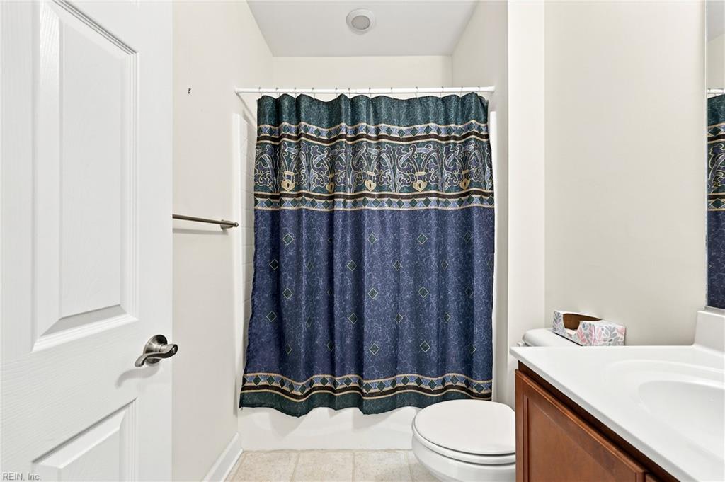 114 St James Ave Property Photo 19