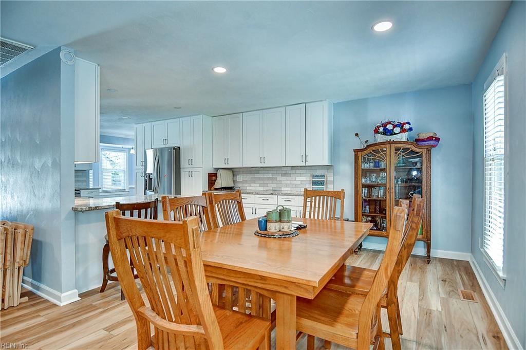 813 Woodrow Ct Property Photo 2