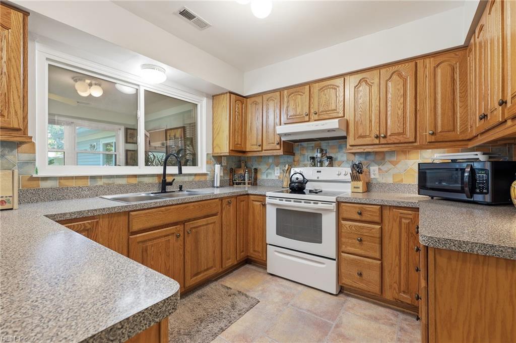 1307 Channing Way Property Photo 3