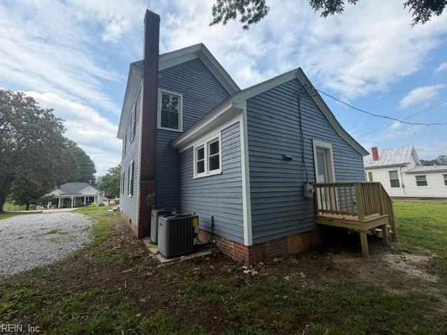 109 W Main St Property Photo 6