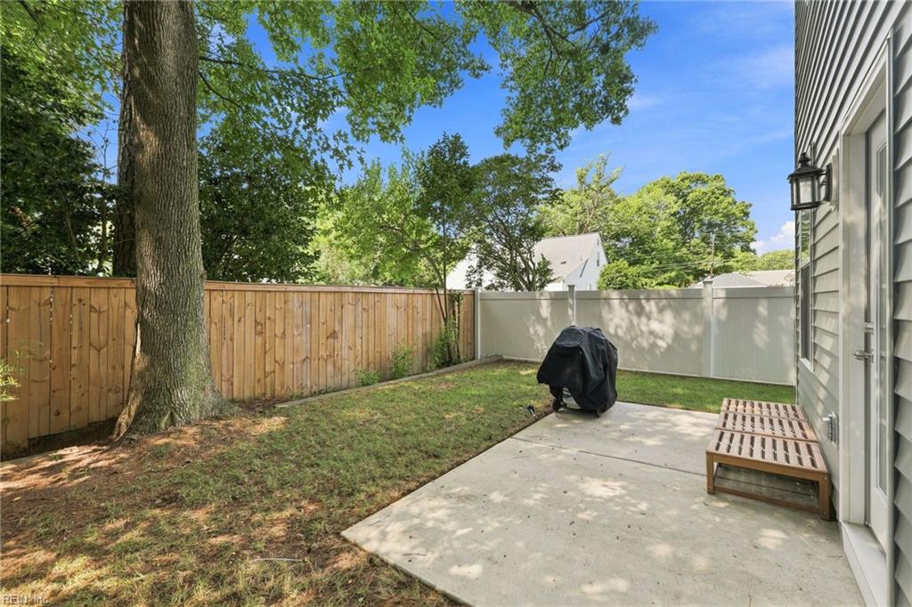 1557 Michigan Ave Property Photo 27