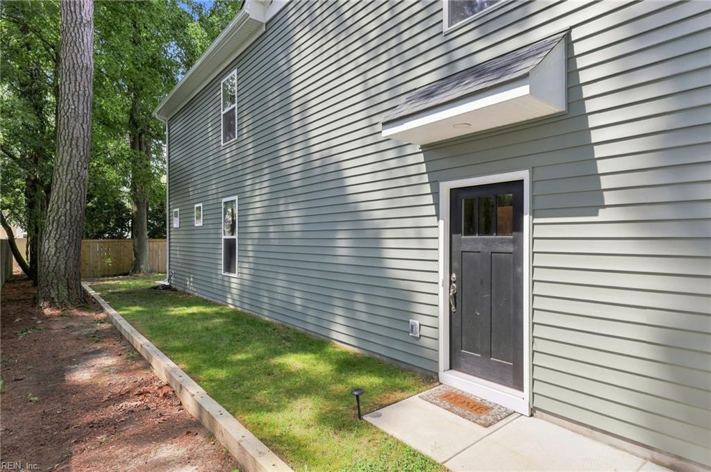1557 Michigan Ave Property Photo 31