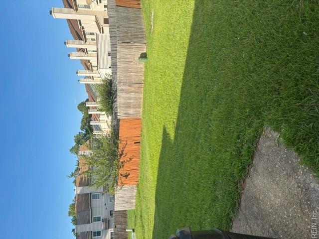 5412 Campus Dr Property Photo 2