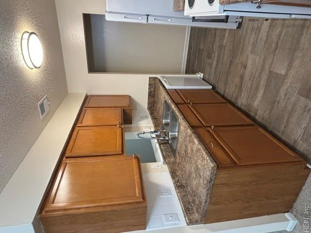 5412 Campus Dr Property Photo 21