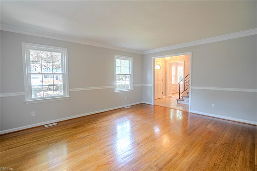 200 Walden Dr Property Photo 13