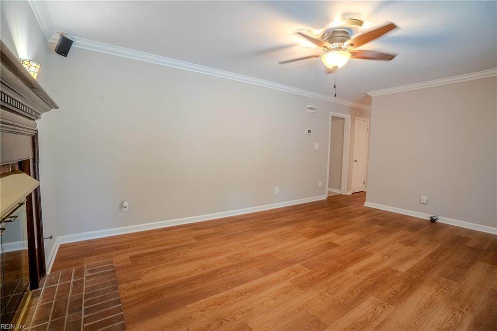 200 Walden Dr Property Photo 18