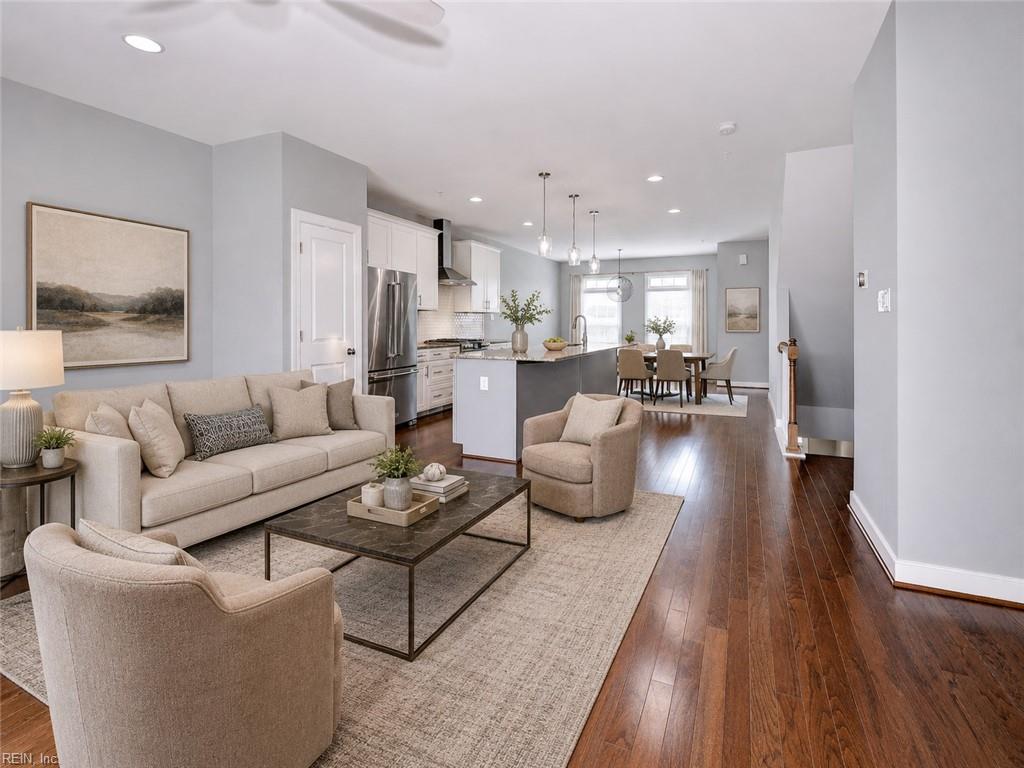 4939 Settlers Market Blvd Property Photo 3