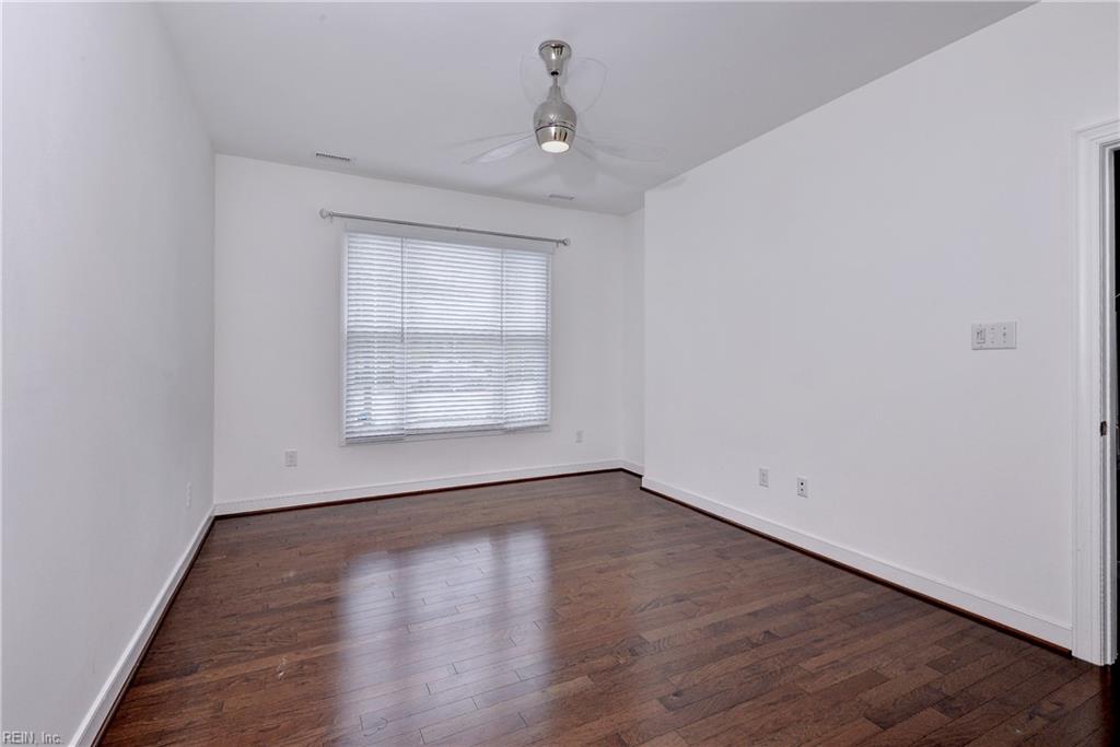 4939 Settlers Market Blvd Property Photo 12