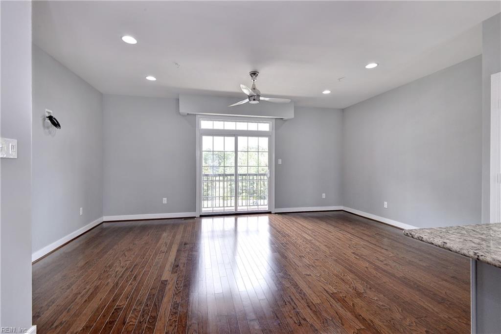 4939 Settlers Market Blvd Property Photo 15