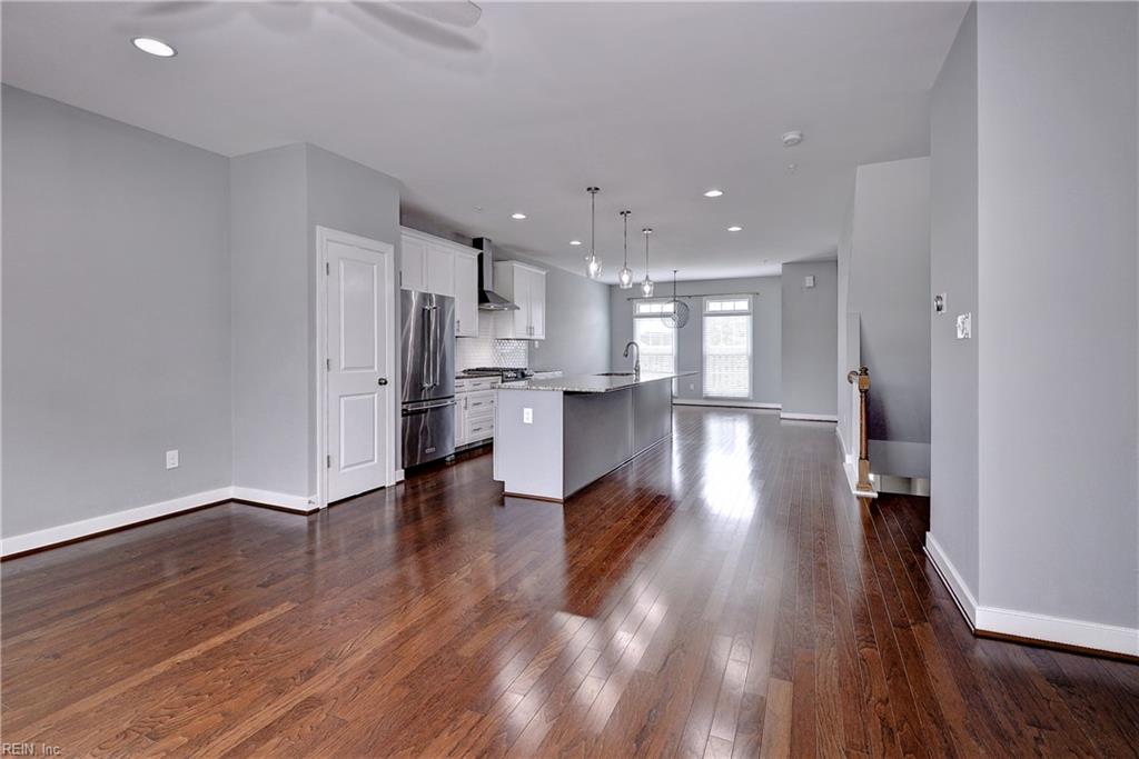 4939 Settlers Market Blvd Property Photo 16