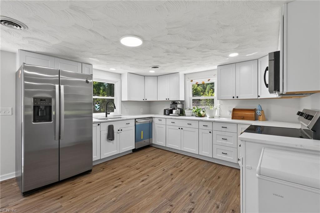 764 Greenway Rd Property Photo 3