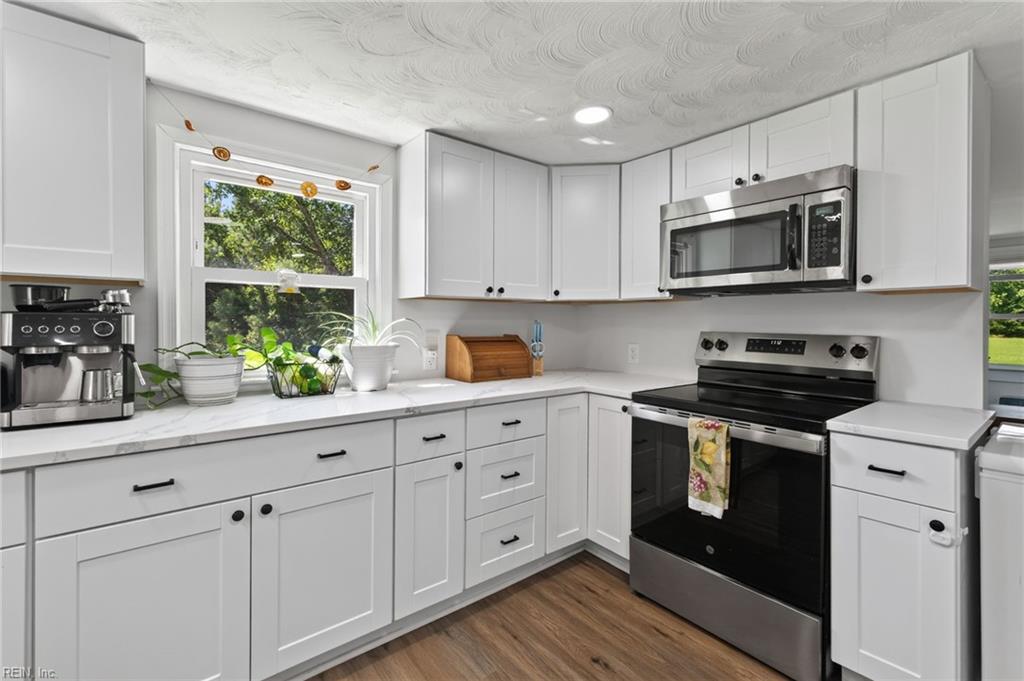 764 Greenway Rd Property Photo 10