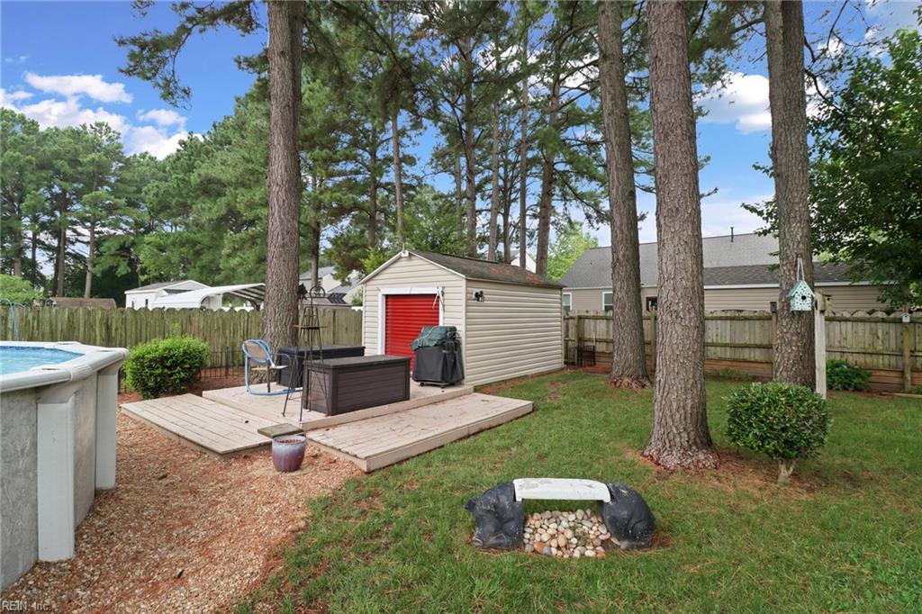 313 Lane Cres Property Photo 43