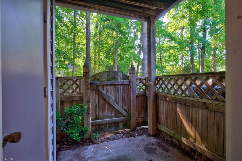 716 Rapidan River Ct Property Photo 21