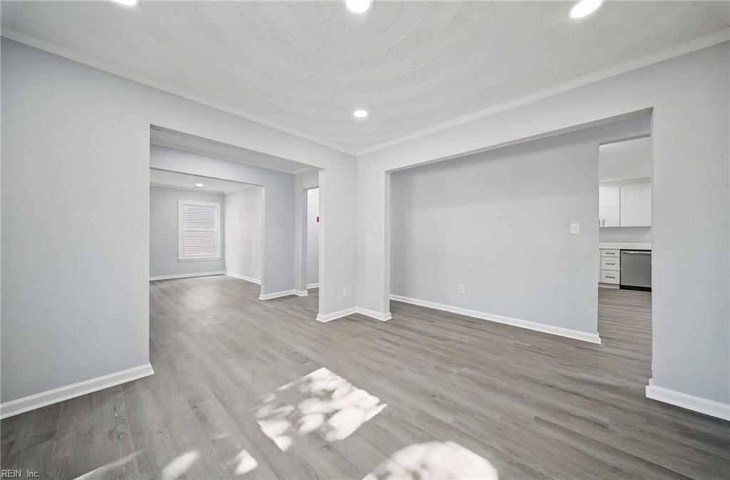 2460 Piney Bark Dr Property Photo 16