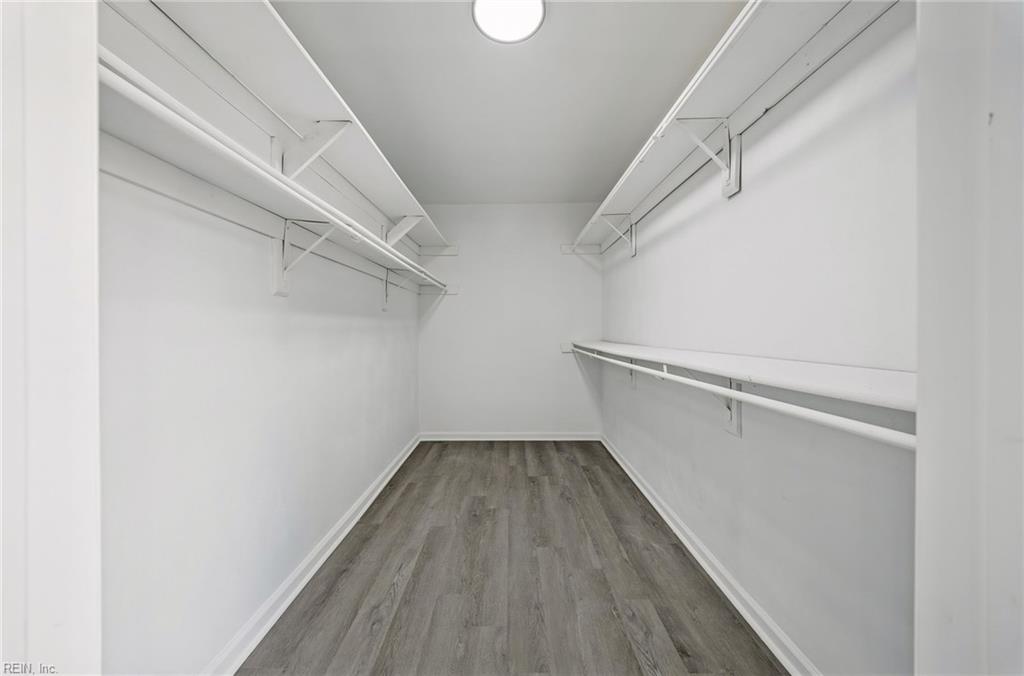 2460 Piney Bark Dr Property Photo 24