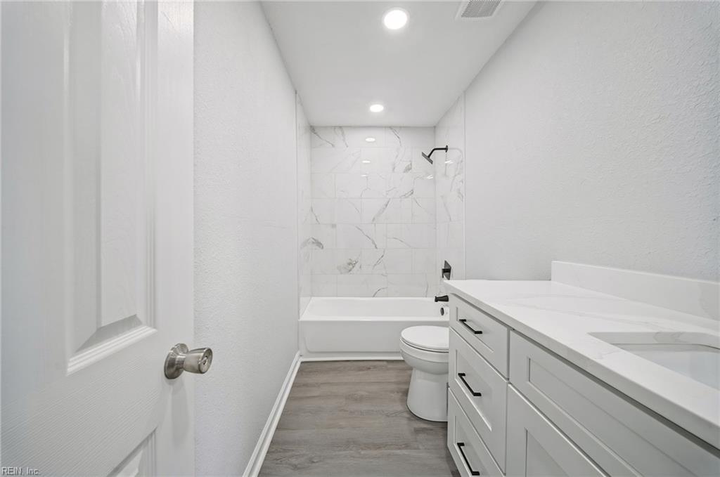 2460 Piney Bark Dr Property Photo 29