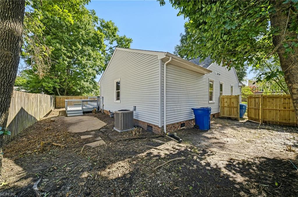 2460 Piney Bark Dr Property Photo 36