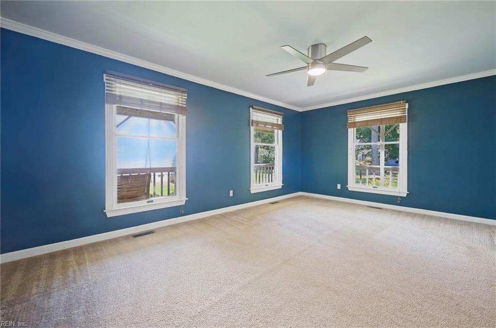 7743 Waters Edge Ln Property Photo 7