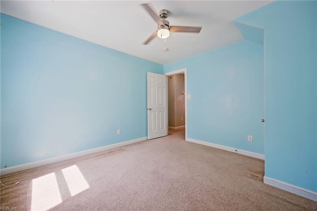 7743 Waters Edge Ln Property Photo 19