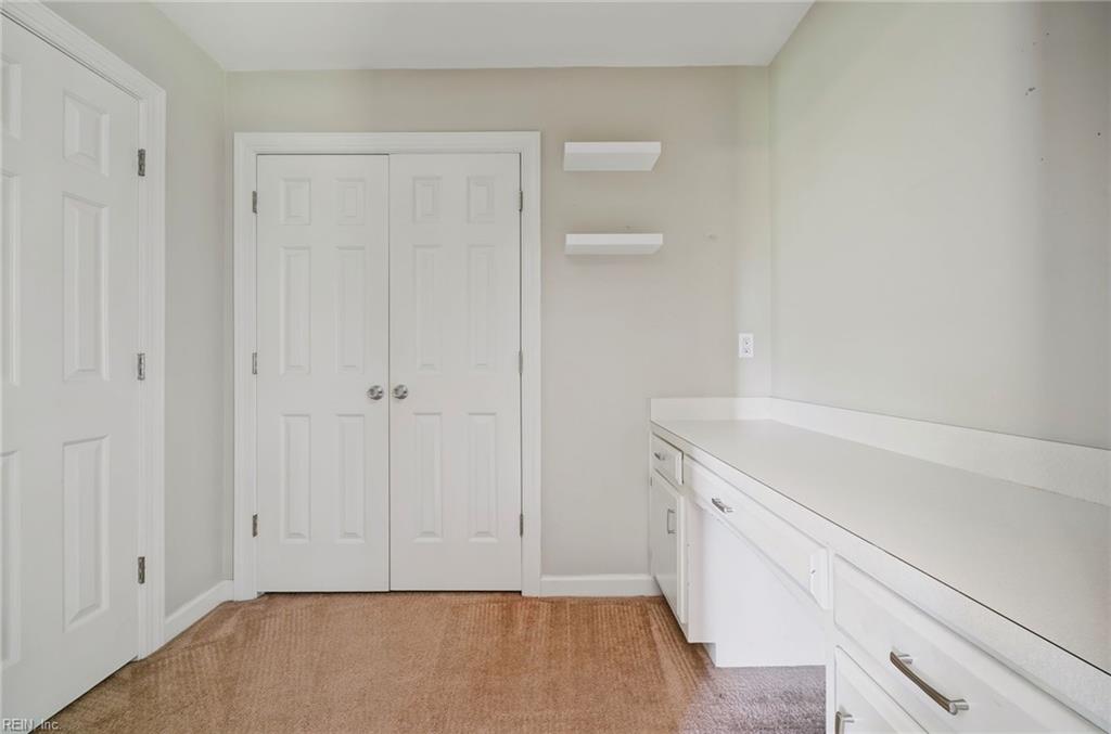 7743 Waters Edge Ln Property Photo 23
