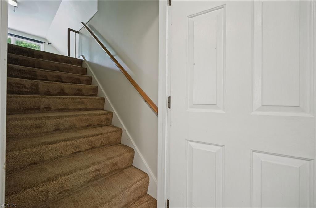 7743 Waters Edge Ln Property Photo 25