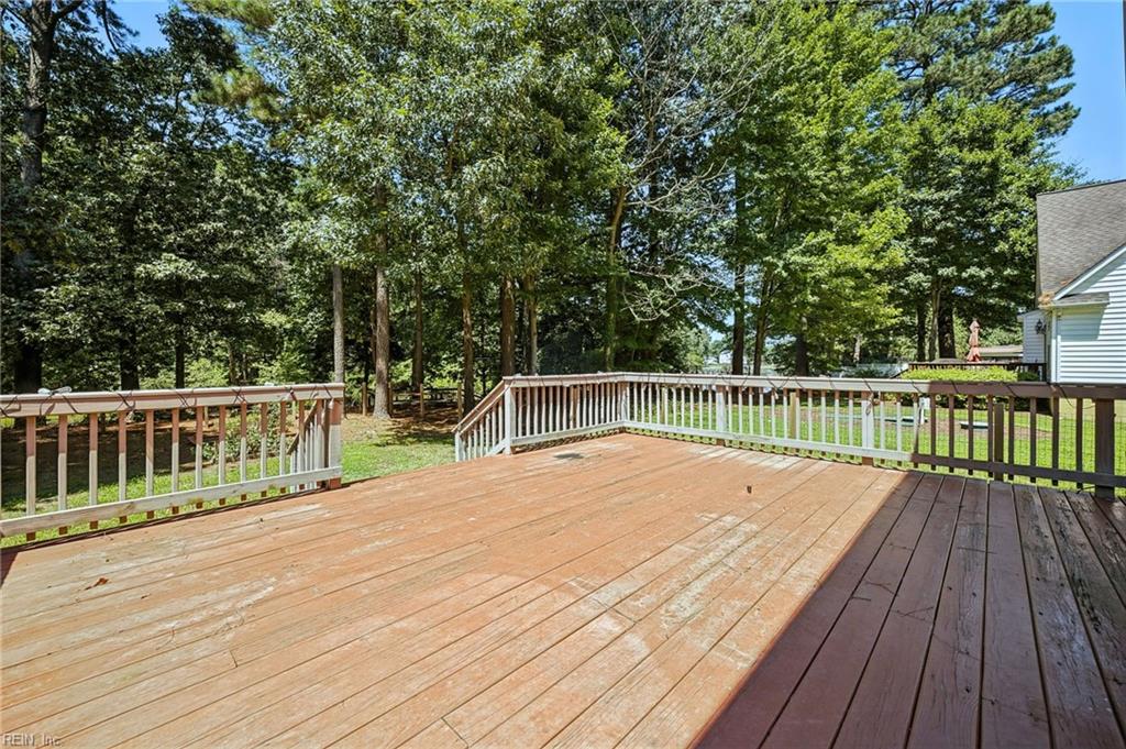 7743 Waters Edge Ln Property Photo 31
