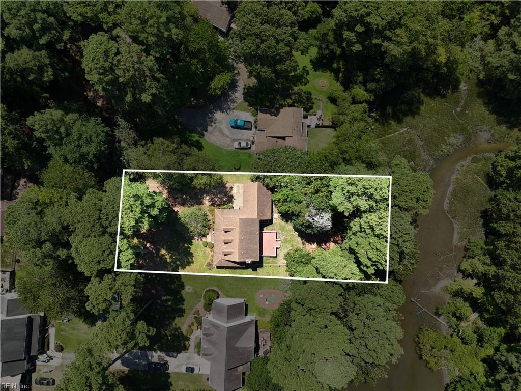 7743 Waters Edge Ln Property Photo 39