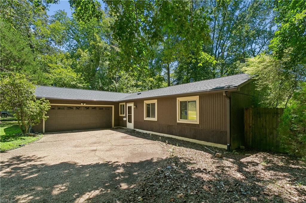 91 Stanley Dr Property Photo 2