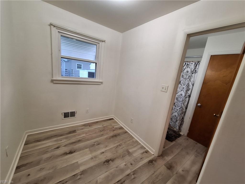2900 Rodgers St Property Photo 12