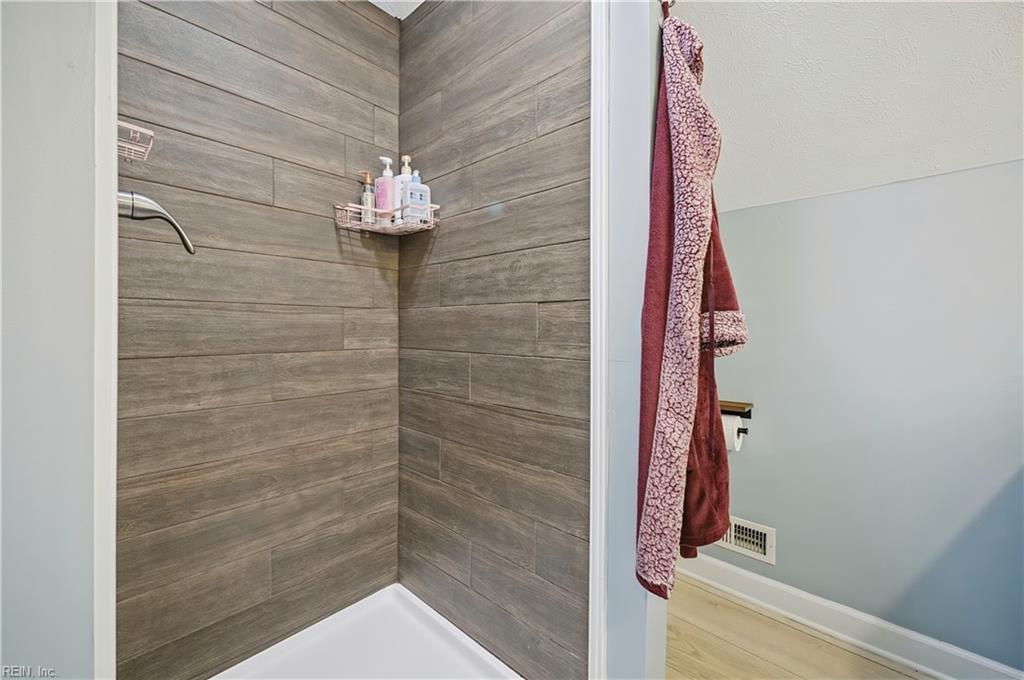 111 Laydon Way Property Photo 30