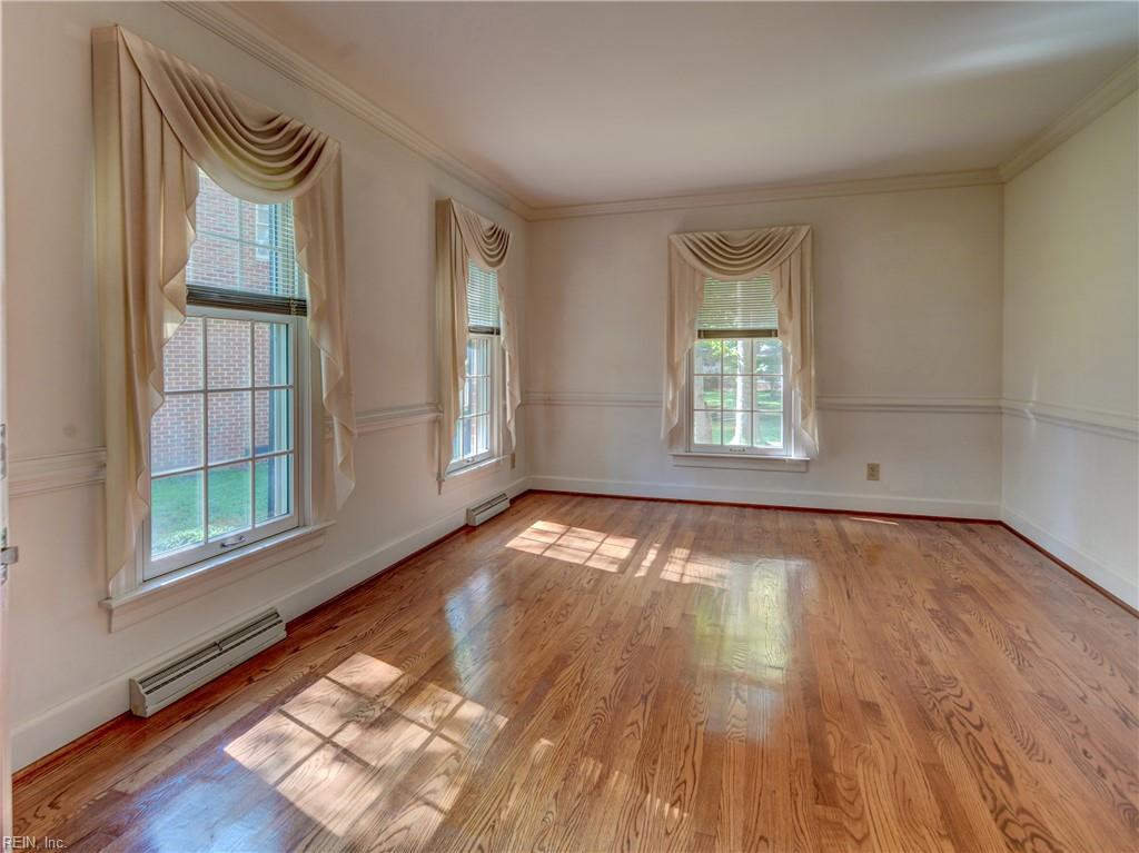 3017 Lord Bradford Ct Property Photo 9
