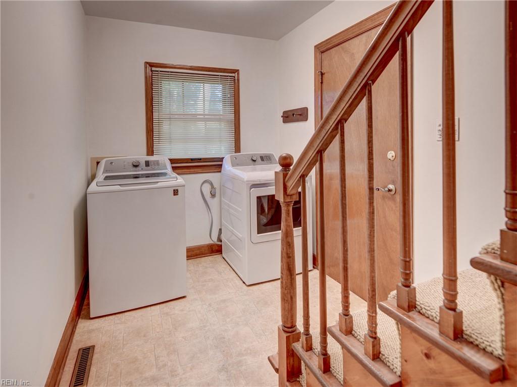 3017 Lord Bradford Ct Property Photo 27