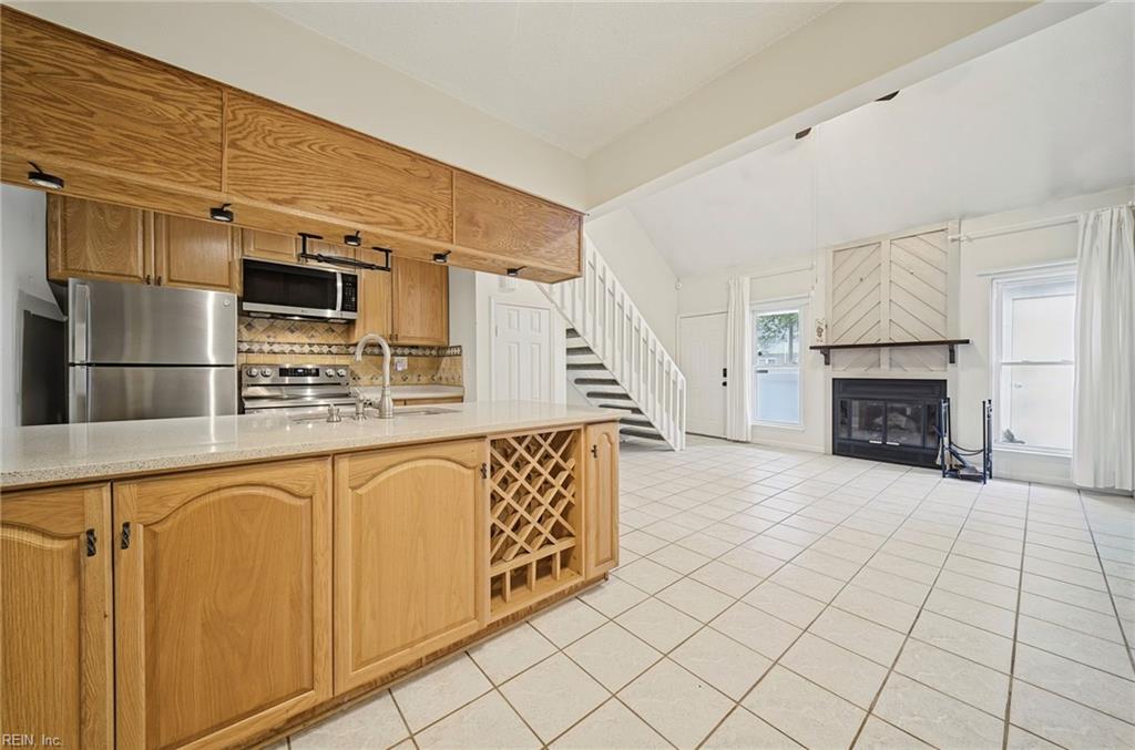8576 Chesapeake Blvd Property Photo 12