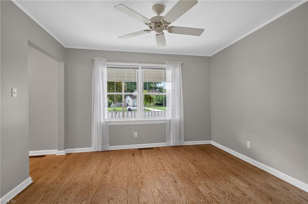 725 Downing Ln Property Photo 10