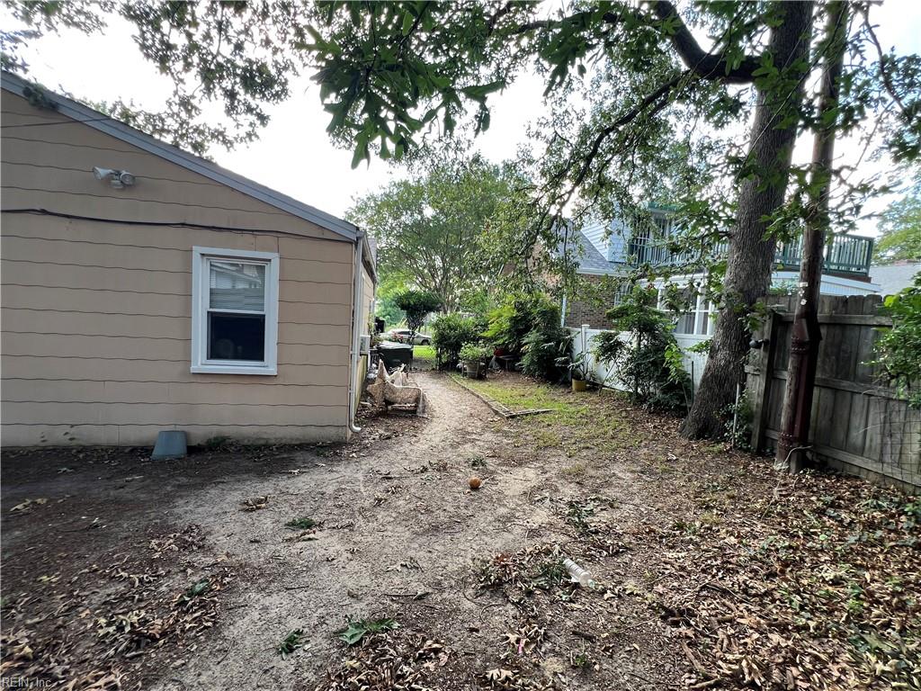 4204 Mayflower Rd Property Photo 9