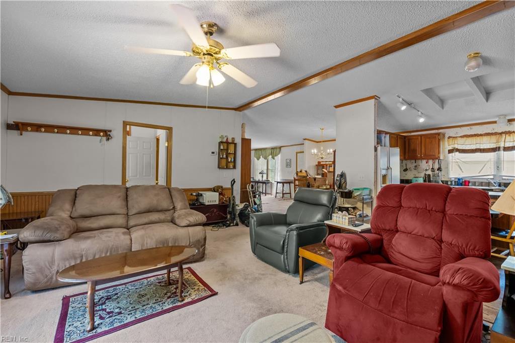 191 River Rd Property Photo 8