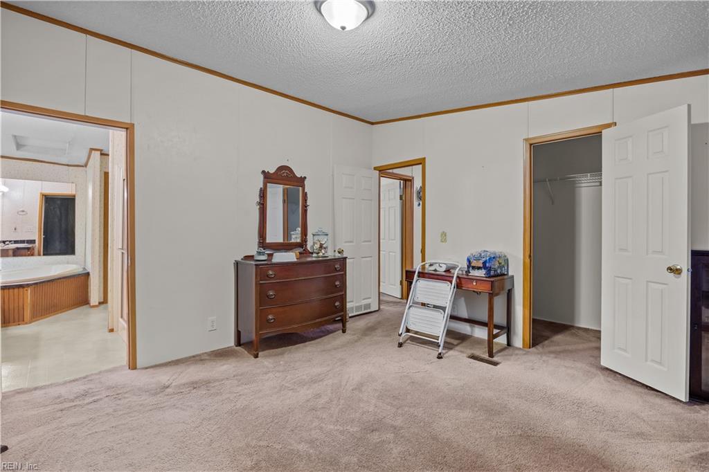 191 River Rd Property Photo 13